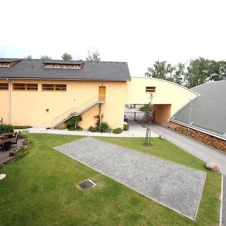 S-centrum فندق بينيسوف