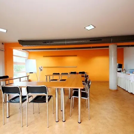 S-centrum Ξενοδοχείο Benesov (Central Bohemian)