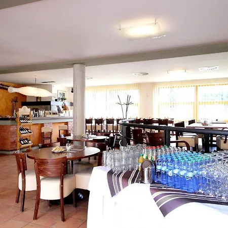 Ξενοδοχείο S-centrum 3*