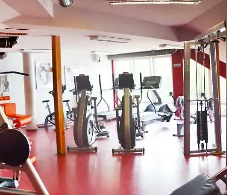 S-centrum Szálloda Benešov